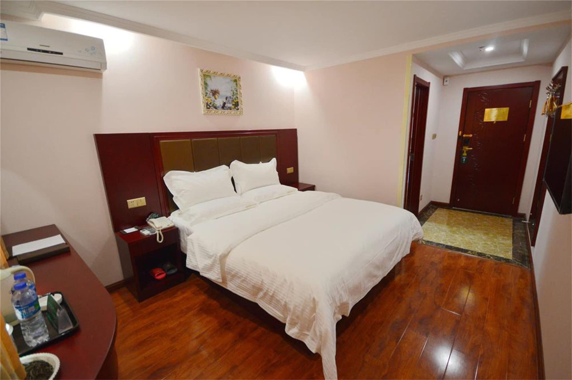 Greentree Inn Guangdong Shantou Changping Road Express Hotel Luaran gambar